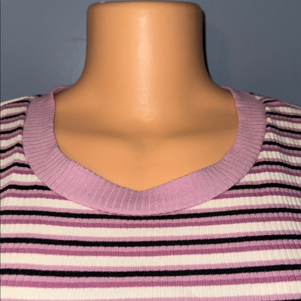 Trendy Striped Ruffle-Trim Tee, Size Medium - Picture 5 of 6